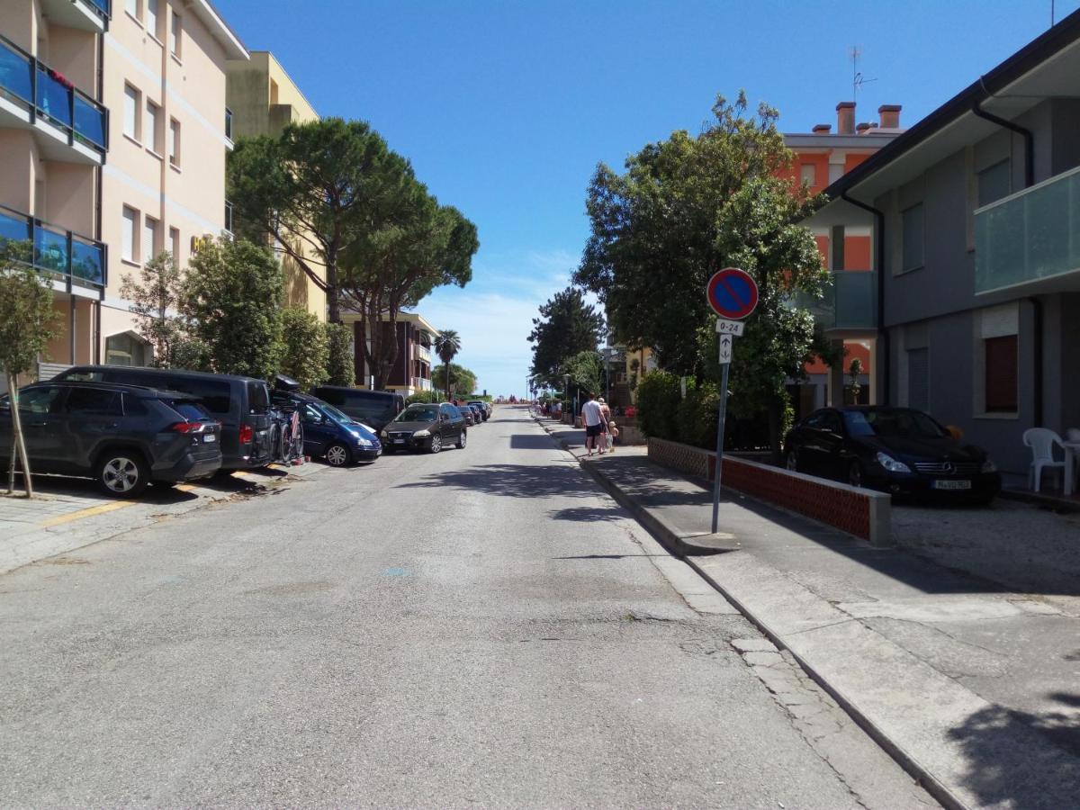 Appartamenti Beni Bibione Extérieur photo